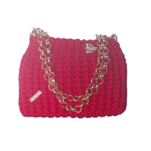 Bolsa Vermelha em Fio de Malha com Detalhes Dourados Feita à Mão