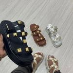 Flat Form Spikes Off-White